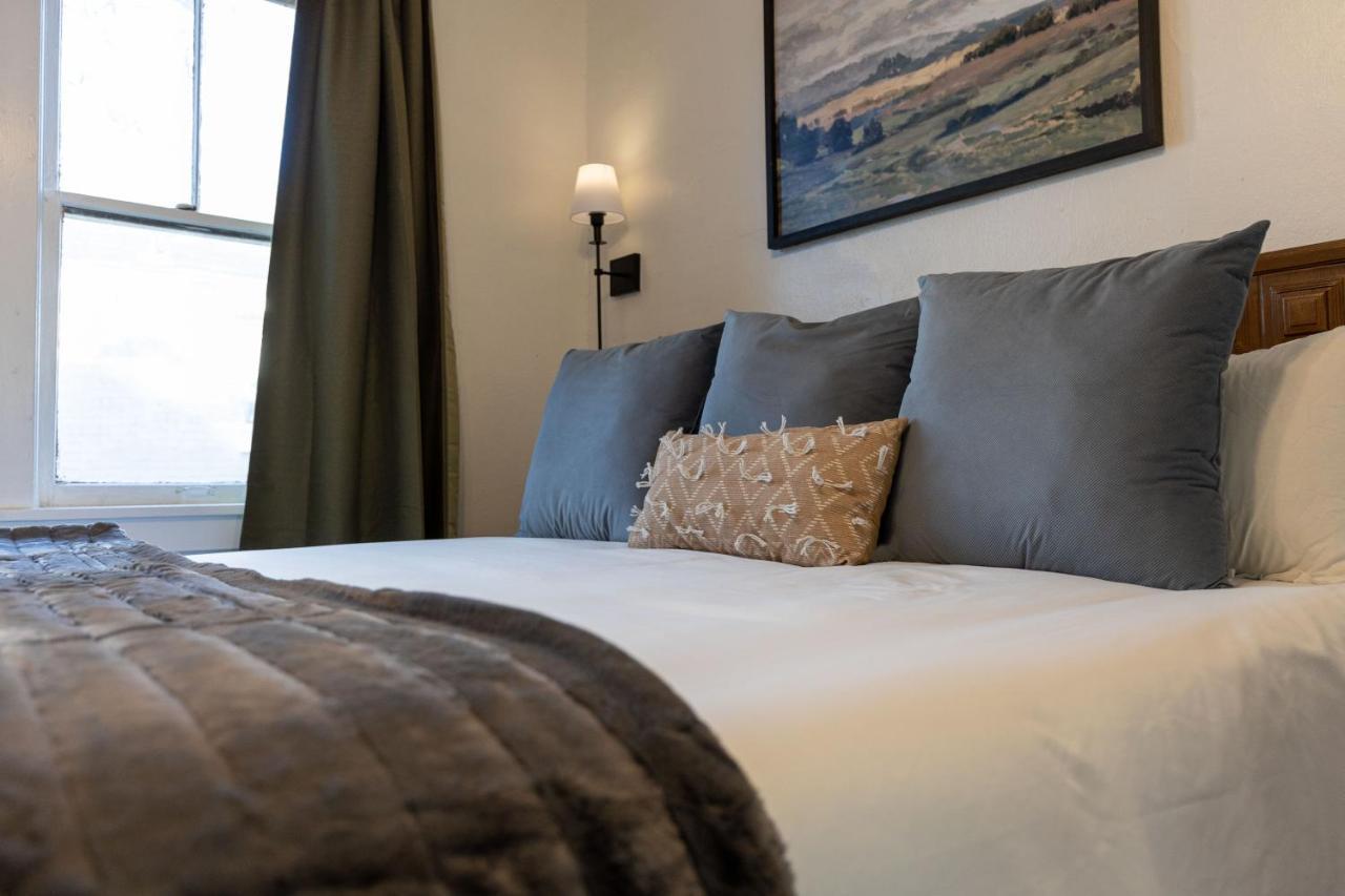 Historic Revival King Bed Midtown Memphis 68 Yes Pets Fast Wifi Free Parking Villa Buitenkant foto