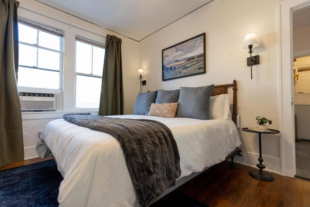 Historic Revival King Bed Midtown Memphis 68 Yes Pets Fast Wifi Free Parking Villa Buitenkant foto